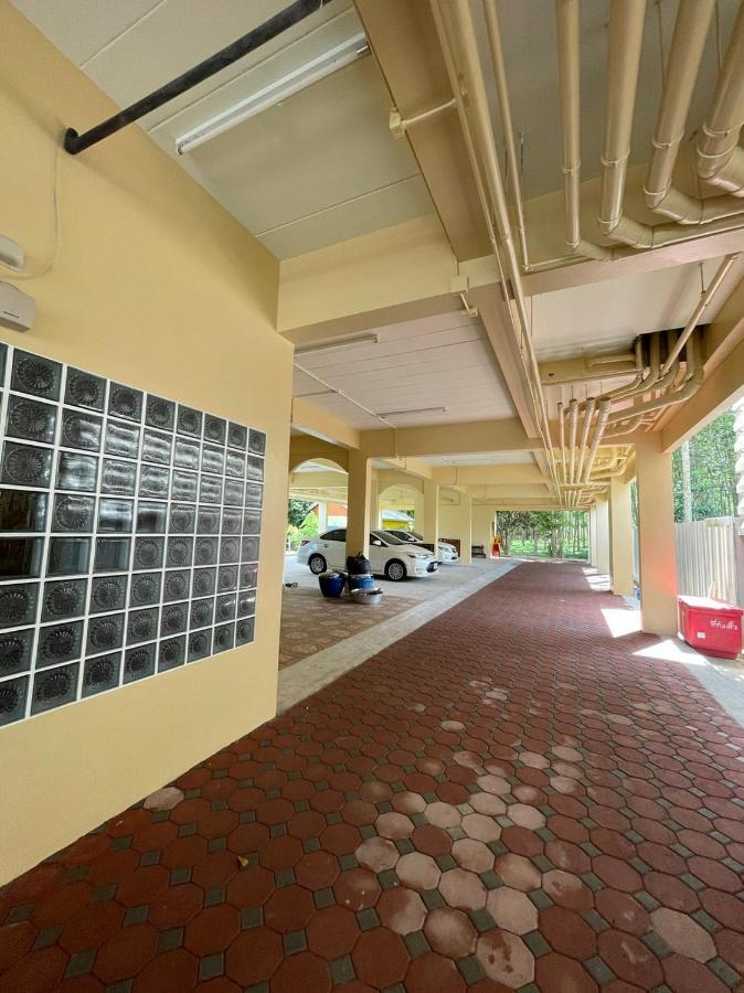 บ้านบัว เมืองใหม่ Baanbua Muangmai Ban Mai Екстериор снимка